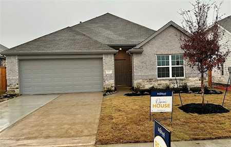 3111 West Frontier Ln Pinehurst, TX 77362