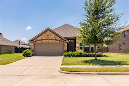 106 Lacy Oak Lane Waxahachie, TX 75165