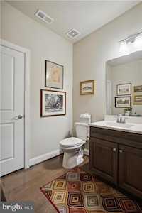 7784 Belvale Dr Alexandria, VA 22315