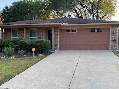 7314 El Cresta Dr Houston, TX 77083