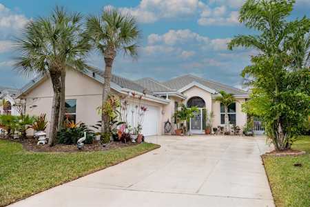 7552 SE Bay Cedar Circle Hobe Sound, FL 33455
