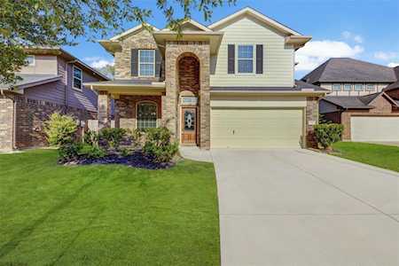 15610 Whispering Green Dr Cypress, TX 77429
