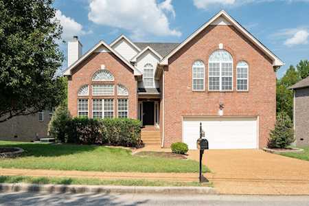 6737 Sugar Hill Dr Nashville, TN 37211