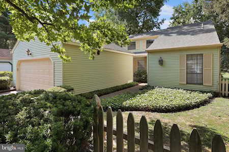 2 Westwood Ct Medford, NJ 08055