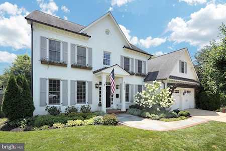 6218 30th St N Arlington, VA 22207