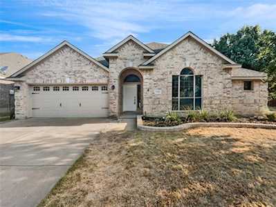 1321 Litchfield Lane Burleson, TX 76028