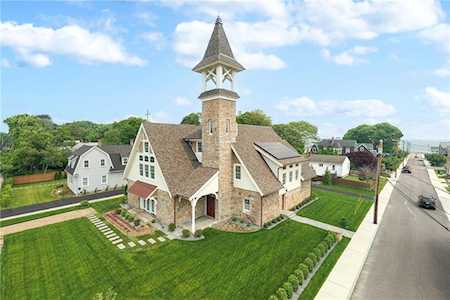 114 Boon St Narragansett, RI 02882