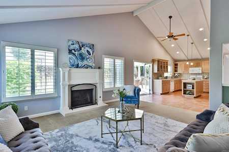 3130 Del Rey Avenue Carlsbad, CA 92009