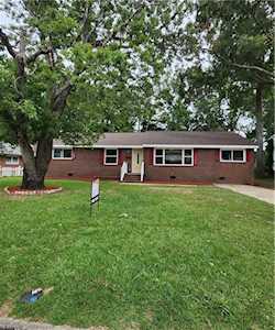 4703 Threechopt Rd Hampton, VA 23666
