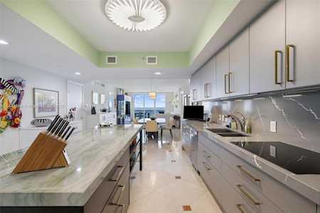 1850 S Ocean Dr #3403 Hallandale Beach, FL 33009