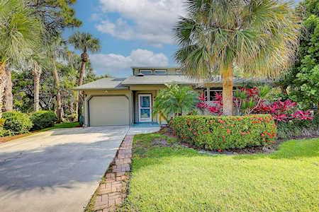 827 NE Dahoon Terrace Jensen Beach, FL 34957
