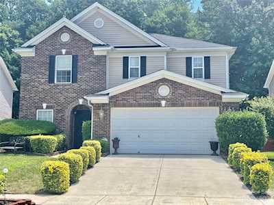 14014 Pinyon Pine Ln Charlotte, NC 28215