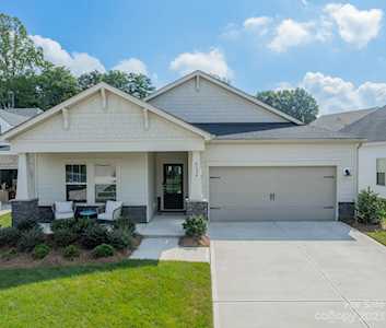 4134 Longmore Ln Kannapolis, NC 28081