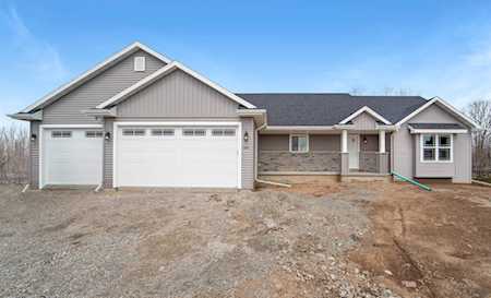 1992 W Sugar Ln Appleton, Town of Grand Chute, WI 54913