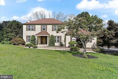 211 Wiltshire Dr Kennett Square, PA 19348