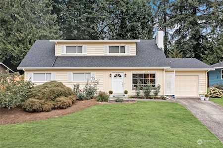 2611 166th Ave SE Bellevue, WA 98008