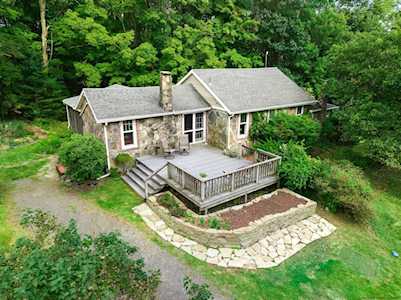 190 Sundown Rd Kerhonkson, NY 12446