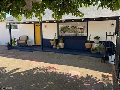 1201 Douglas Dr Las Vegas, NV 89102