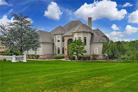 5660 Old Mile Hill Ct Orefield, PA 18069
