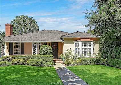 645 E Ultimo Ave Long Beach, CA 90814