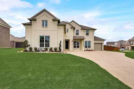 2701 Chandler Court Mansfield, TX 76063
