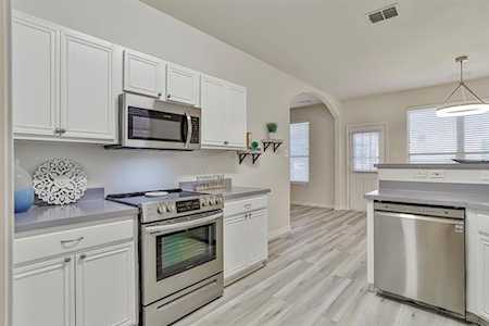 2701 Lynx Lane Fort Worth, TX 76244