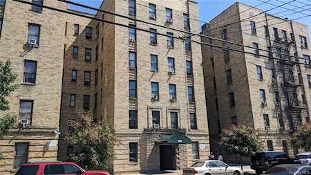 3230 Cruger Ave #3M Bronx, NY 10467