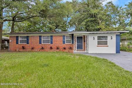 1955 Layton RD Jacksonville, FL 32211