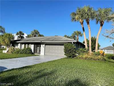 403 Palmetto Ave Lehigh Acres, FL 33972