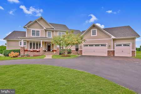 37174 Bolyn Rd Purcellville, VA 20132