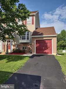715 Lexington Dr Bear, DE 19701