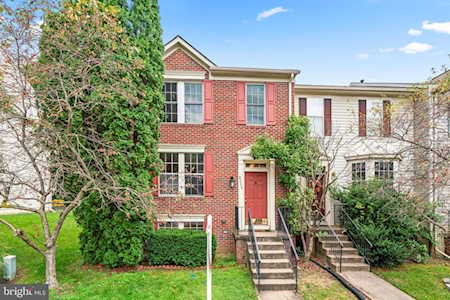 8524 Pine Meadows Dr Odenton, MD 21113