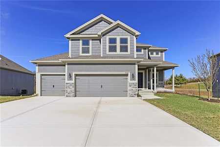 9120 N Bales Ave Kansas City, MO 64156