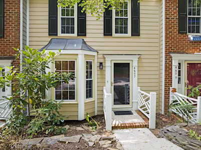 4607 Hershey Court Raleigh, NC 27613