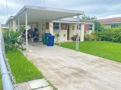 2811 SW 65th Ave Miami, FL 33155