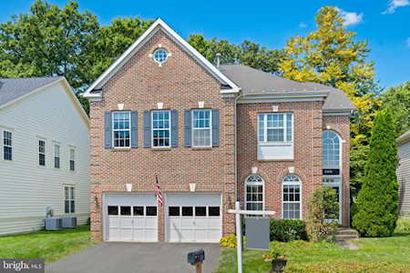 309 Senate Ct Herndon, VA 20170