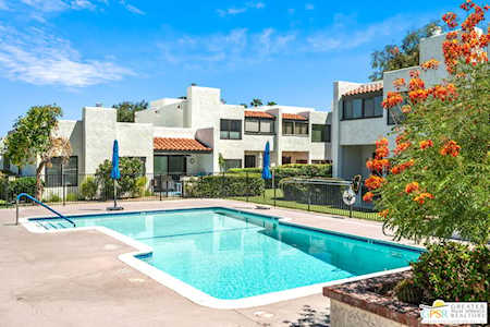 616 Violeta Dr Palm Springs, CA 92262