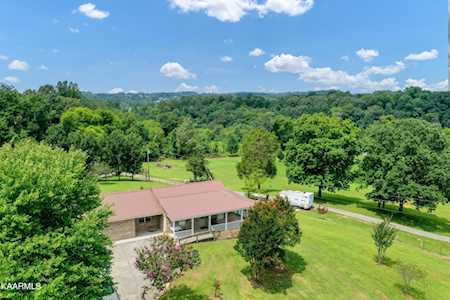 760 Farmington Way Maryville, TN 37801