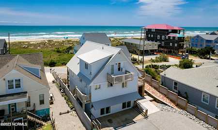 101 Glenn St Atlantic Beach, NC 28512