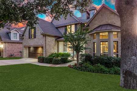 831 Spring Creek Drive Grapevine, TX 76051