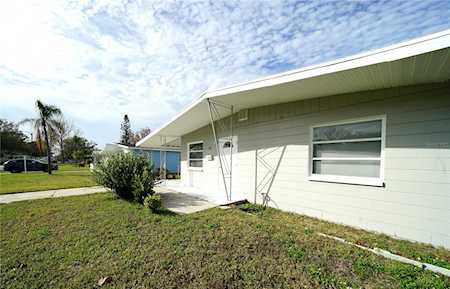 1111 61st Ave N St. Petersburg, FL 33703