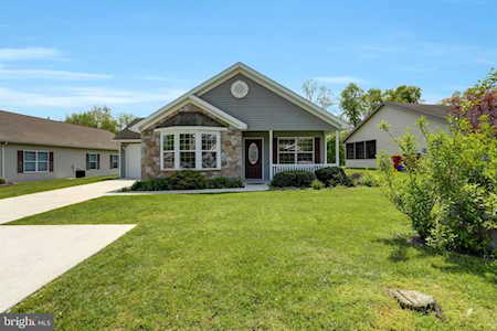 82 Lantern Ln Shippensburg, PA 17257