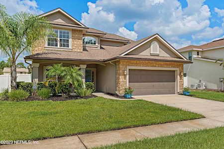 713 Reflection Cove RD E Jacksonville, FL 32218