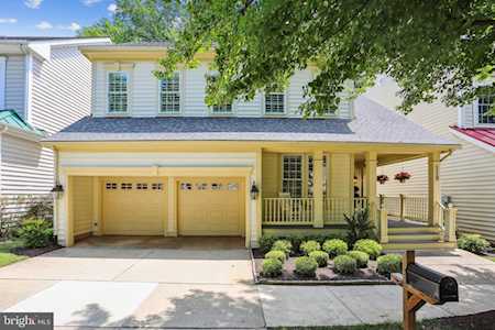 119 Shadow Glen Ct Gaithersburg, MD 20878