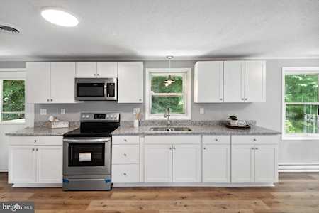 13903 Wolfsville Rd Smithsburg, MD 21783