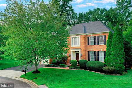 5134 Gagne Ct Fairfax, VA 22030