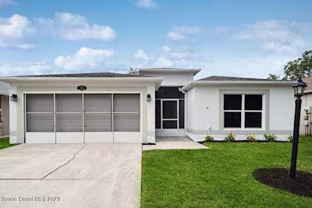1275 White Oak Circle Melbourne, FL 32934