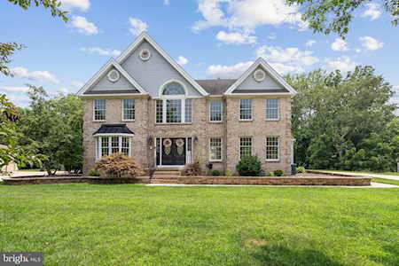 18 Clearbrook Ln Sewell, NJ 08080