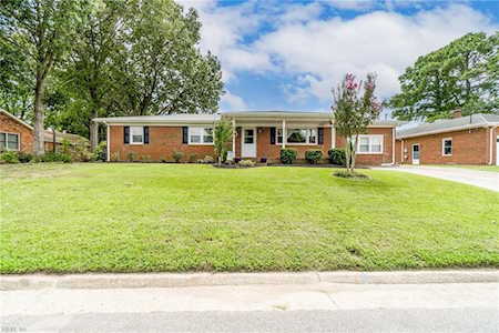5541 Homeward Dr Virginia Beach, VA 23464