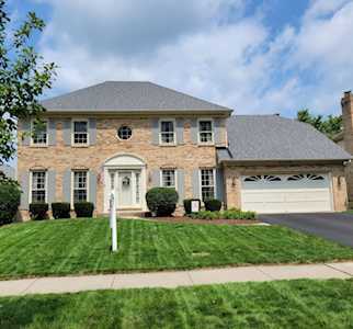 2559 River Woods Dr Naperville, IL 60565